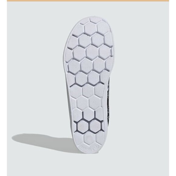 adidas Originals x Disney Superstar 360 I 101 Dalmatians Size 1 Toddler NEW! - Picture 6 of 12